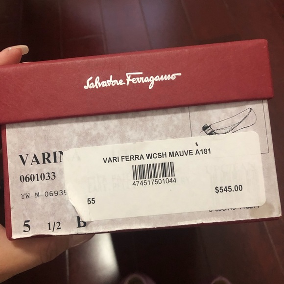 Salvatore Ferragamo flats - Picture 4 of 5